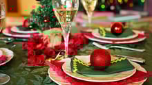 Bord dækket til julemiddag
